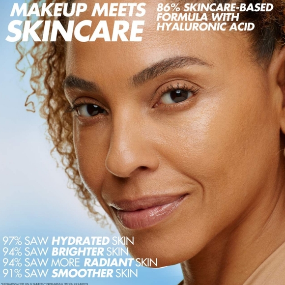 HD skin hydra glow hydrating foundation in 1Y08 - Picture 4 of 9